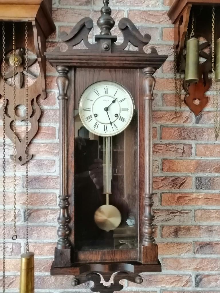 Een goedwerkende Hermle wandklok, Ophalen of Verzenden