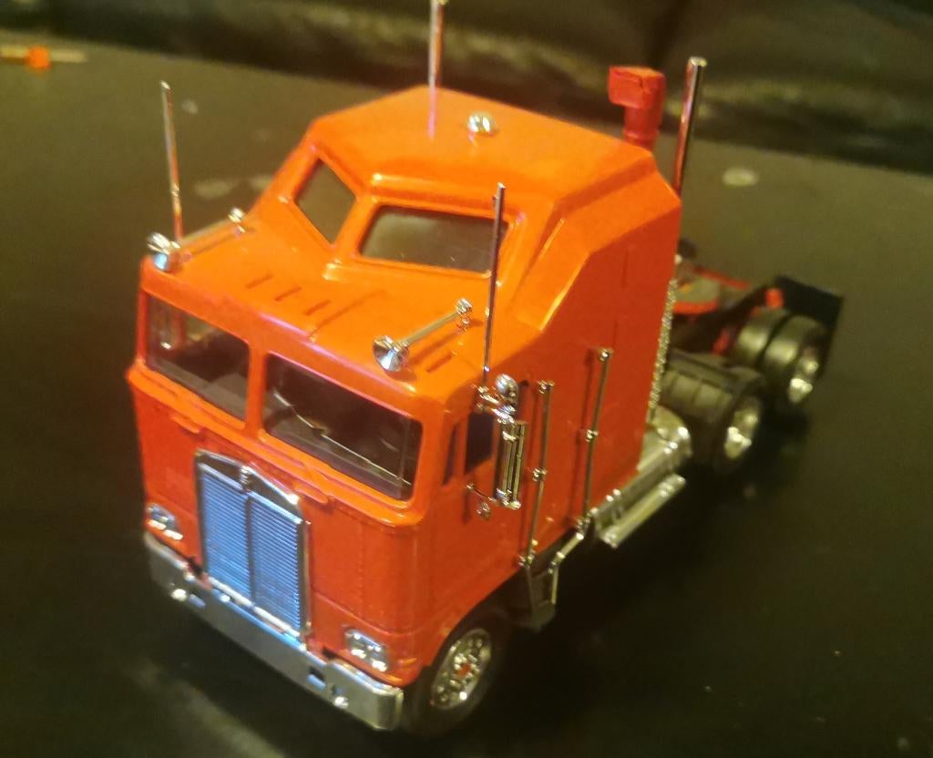 1/32 Kenworth W-900 Aerodyne, Hobby en Vrije tijd, Overige merken, Gebruikt, Tank, 1:32 tot 1:50