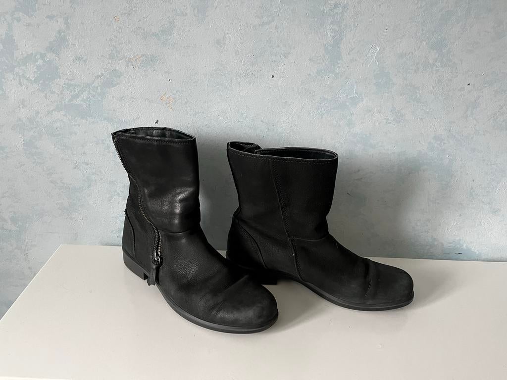 ECCO Suède Laarsjes Zwart Maat 39, Kleding | Dames, Schoenen, Verzenden, Zwart, Lage of Enkellaarzen, Zo goed als nieuw