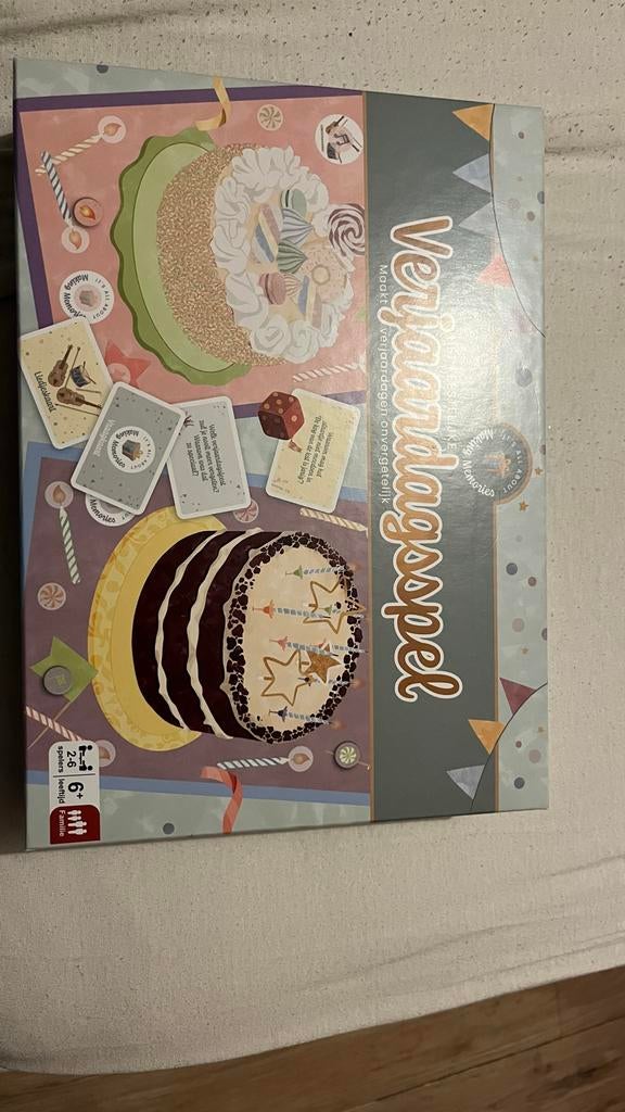 Verjaardagsspel - Compleet, Drie of vier spelers, Ophalen of Verzenden, Zo goed als nieuw