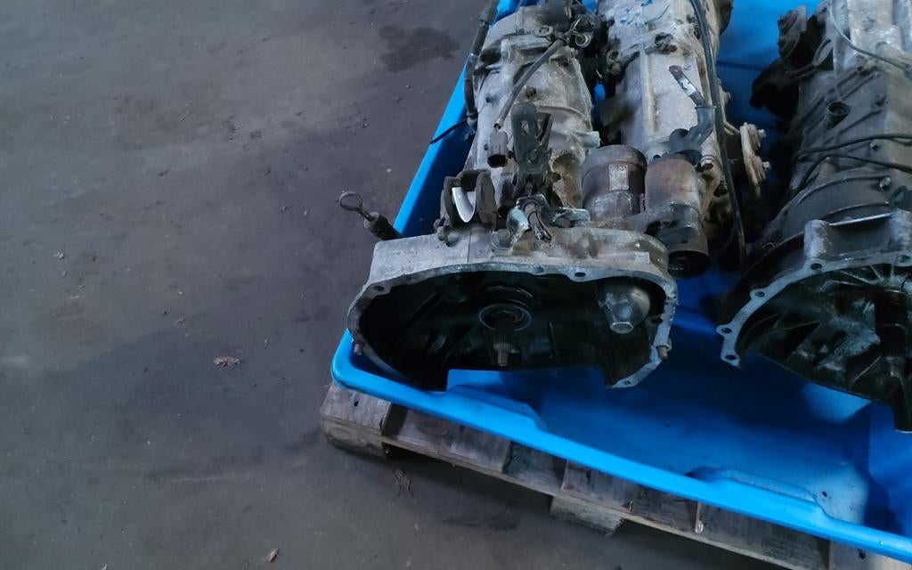 subaru legacy 2.0   2wd  versnellingsbak 1e generatie, Ophalen of Verzenden, Gebruikt, Subaru