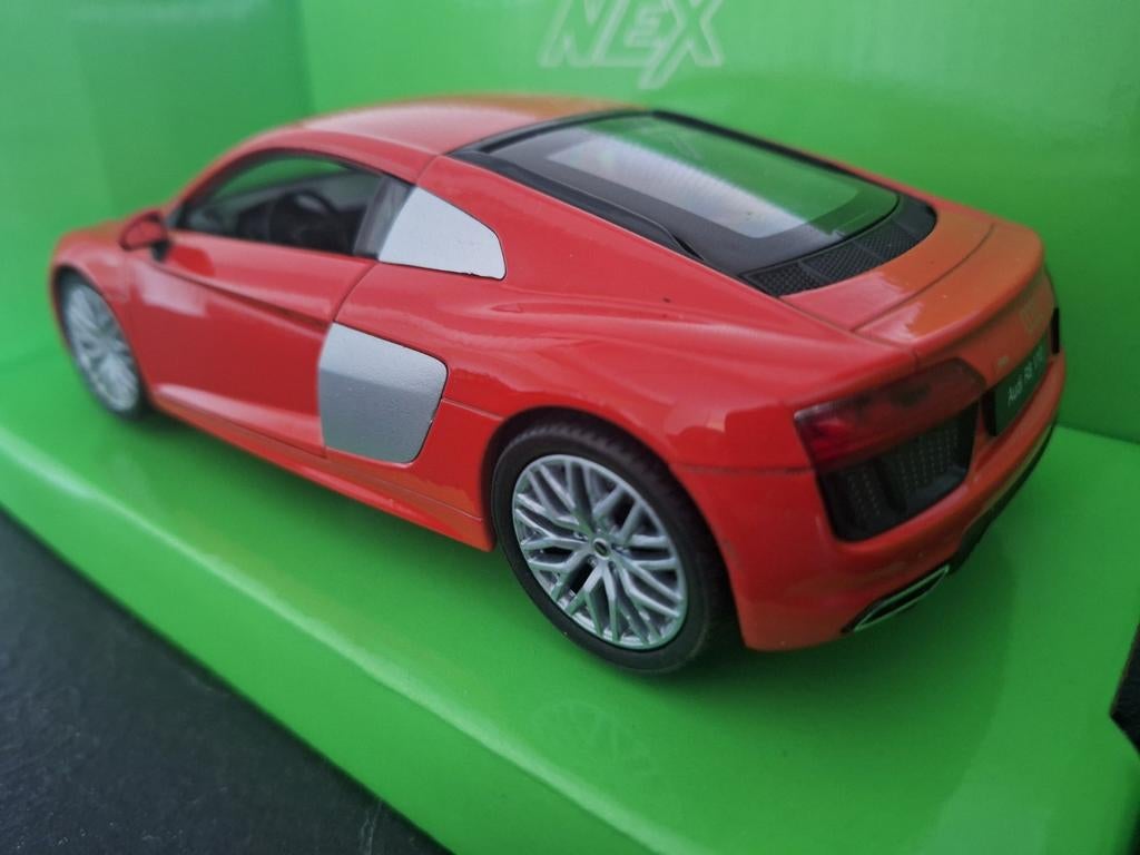 Audi R8 V10 Schaal 1:24, Auto, Nieuw, Ophalen of Verzenden, Welly