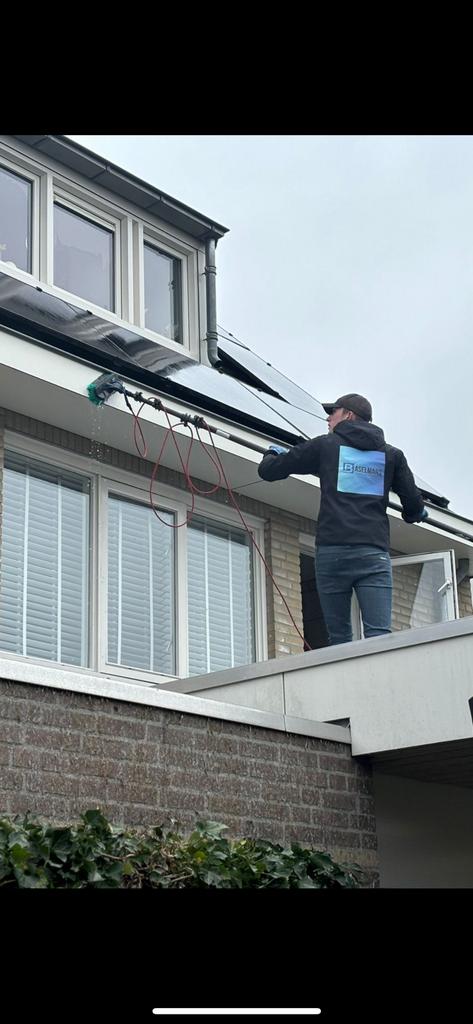 Opzoek naar een ramenwasser?