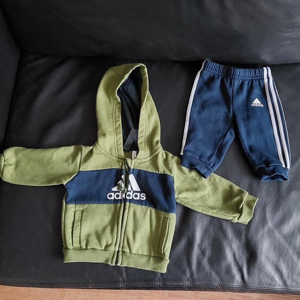 Adidas baby pakje 0-3 maanden  baby trainingspak, Adidas, Jongetje of Meisje, Nieuw, Ophalen of Verzenden