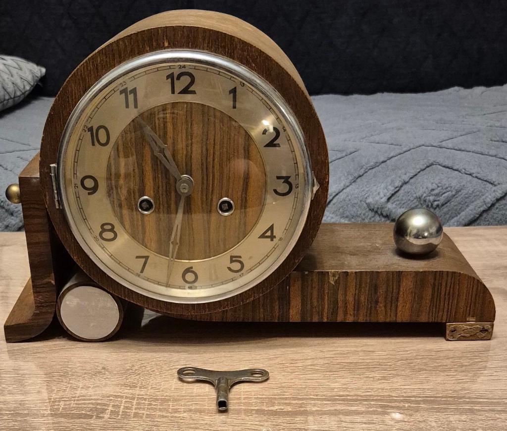 Art Deco pendule klok met gong., Ophalen of Verzenden