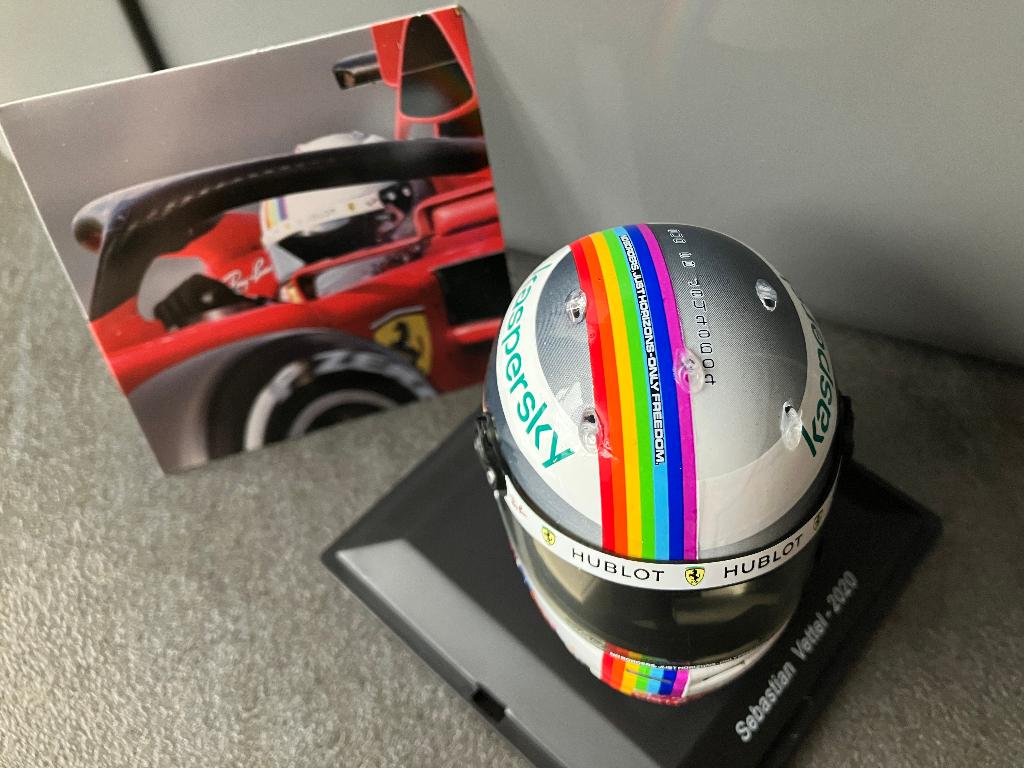 ✅ Sebastian Vettel 1:5 helm 2020 Turkish GP Ferrari SF1000, Ophalen of Verzenden, Nieuw, Formule 1