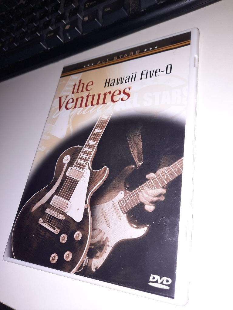 dvd The Ventures – (In Concert) Hawaii Five-O, Alle leeftijden, Ophalen, Zo goed als nieuw