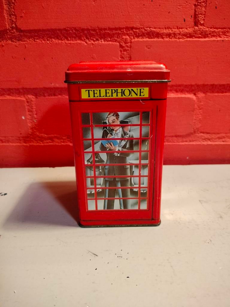 Spaarpot Engelse telefooncel., Ophalen of Verzenden, Gebruikt, Metaal of Blik, Object of Gebouw