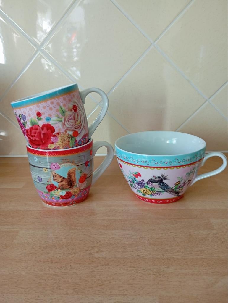 Albert Heijn serviesdelen, Huis en Inrichting, Ophalen of Verzenden, Overige materialen, Overige stijlen, Overige typen