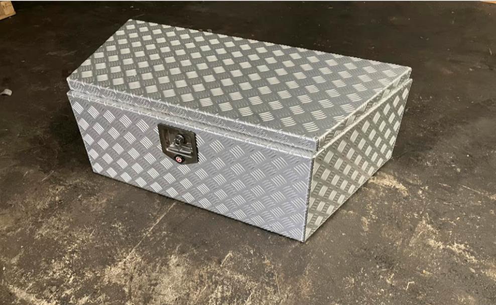 Disselbak Alu traanplaat gebeitst 2,5/4 mm 1100/800x520x370, Ophalen, Nieuw