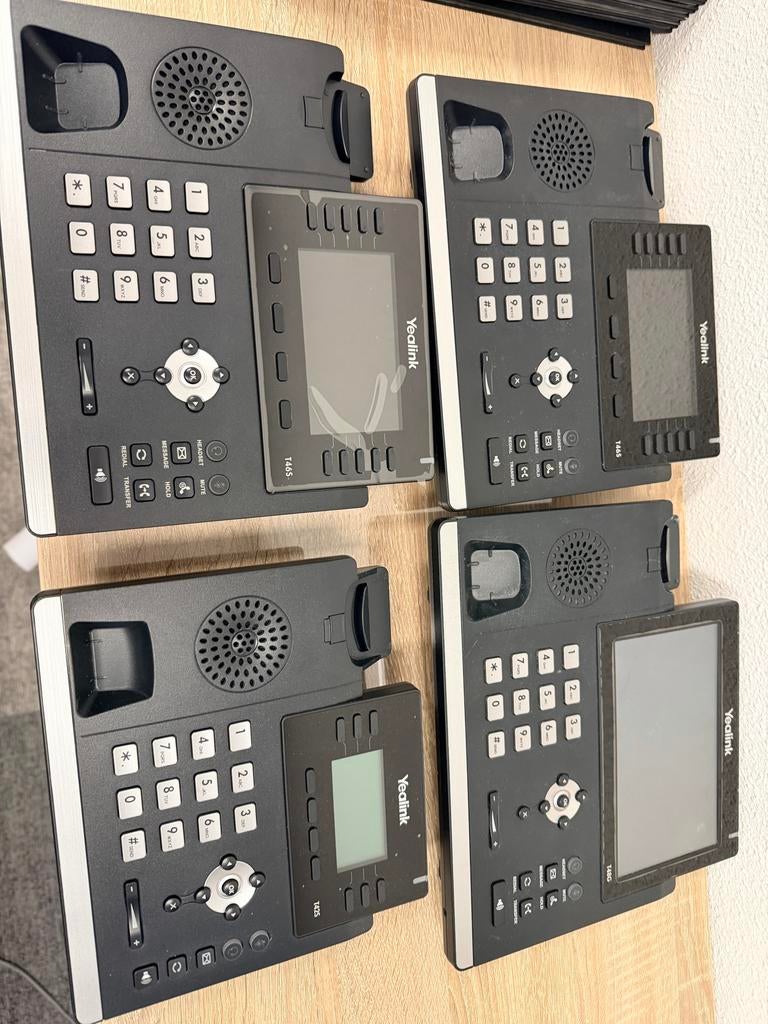 4 yealink tekefoons, Telecommunicatie, Datacommunicatie en VoIP, Ophalen of Verzenden, Zo goed als nieuw