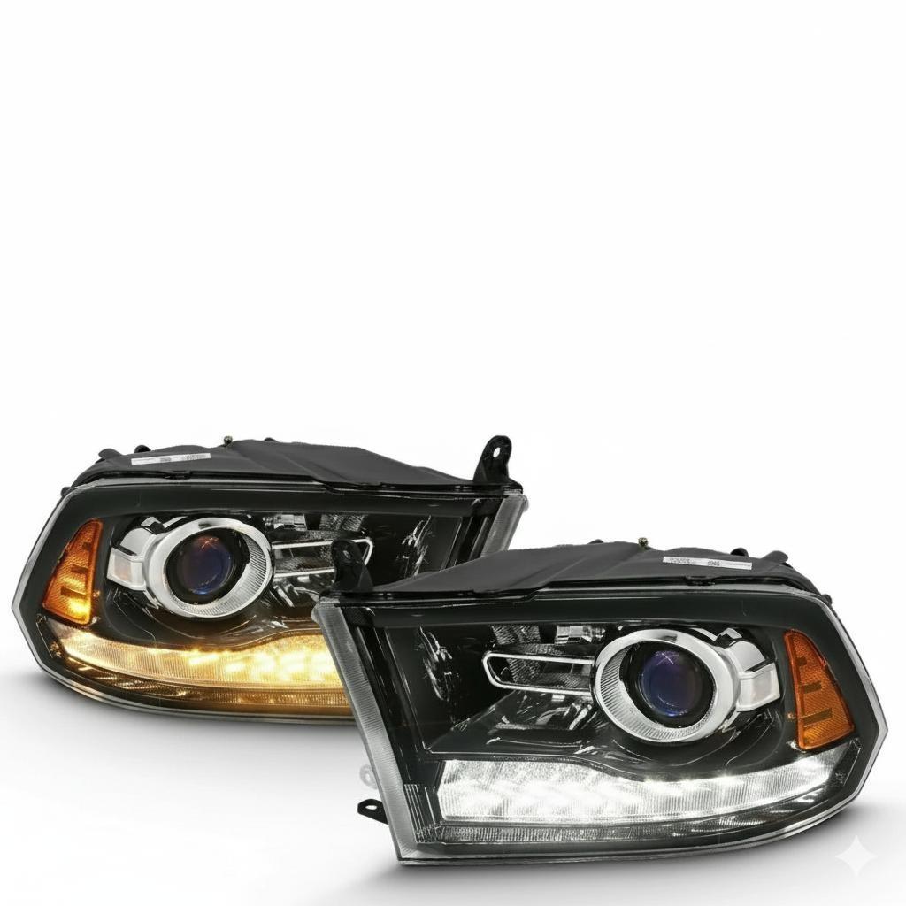 Dodge RAM 1500 Koplamp Links en Rechts 2009-2022, R'marnico, Ophalen of Verzenden, Dodge, Van der Waalsstraat 44B, Zoetermeer