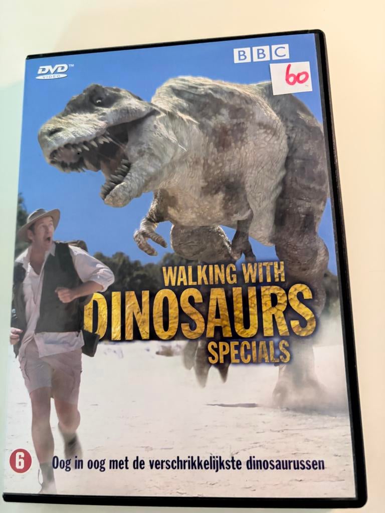 Walking dinosaurs specials, Vanaf 6 jaar, Ophalen of Verzenden, Zo goed als nieuw, Natuur