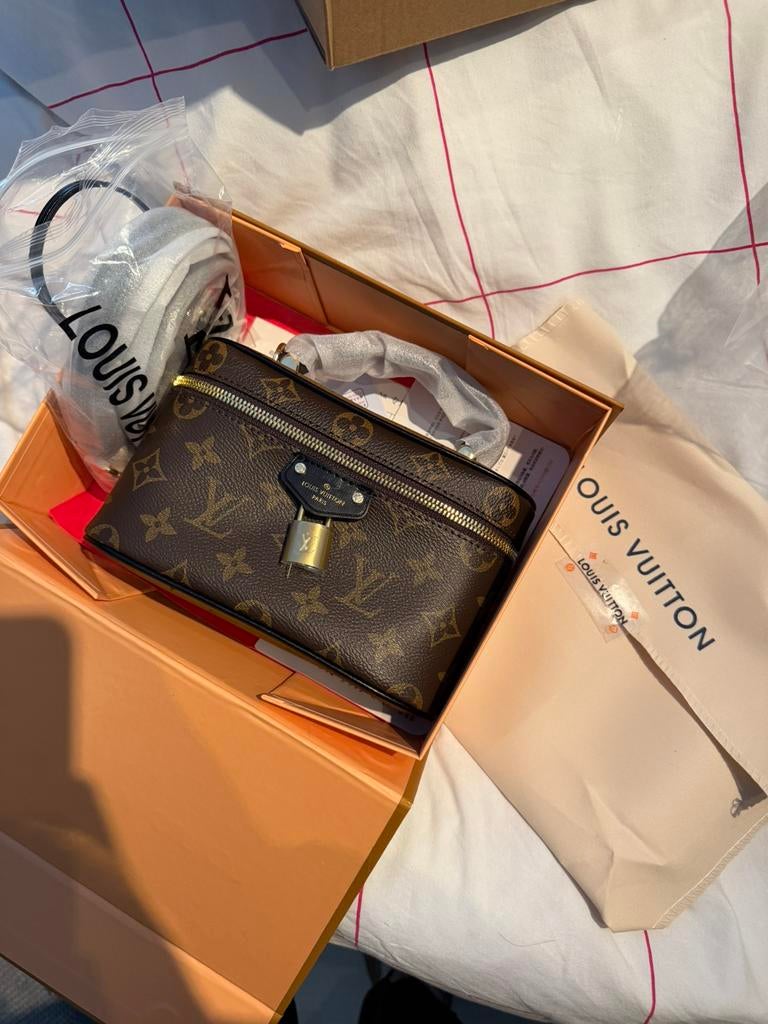 Louie vuitton vanity, Ophalen of Verzenden, Zo goed als nieuw