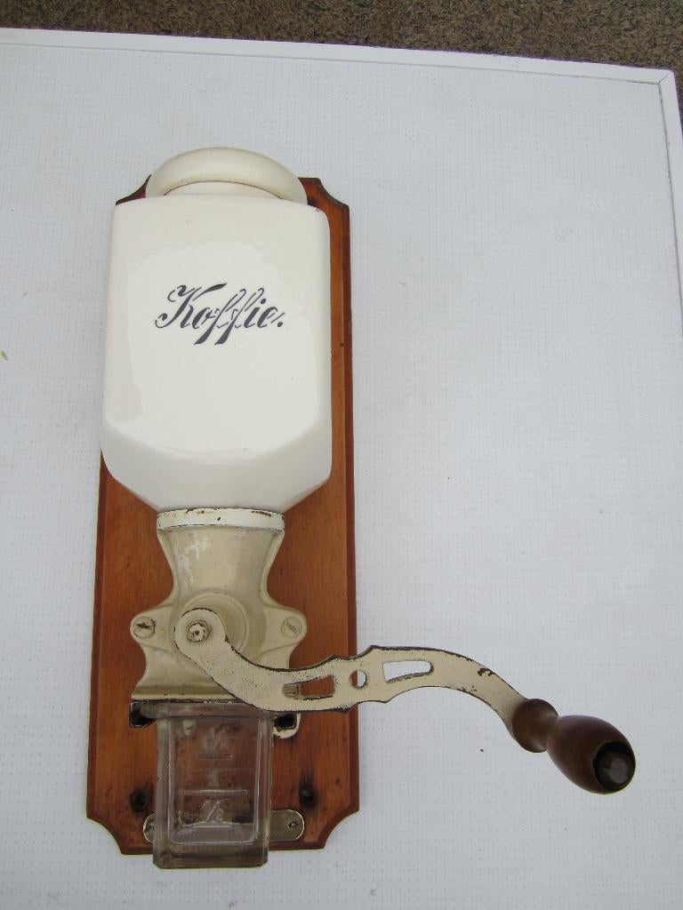 Antieke Koffie Molens, Antiek en Kunst, Ophalen of Verzenden