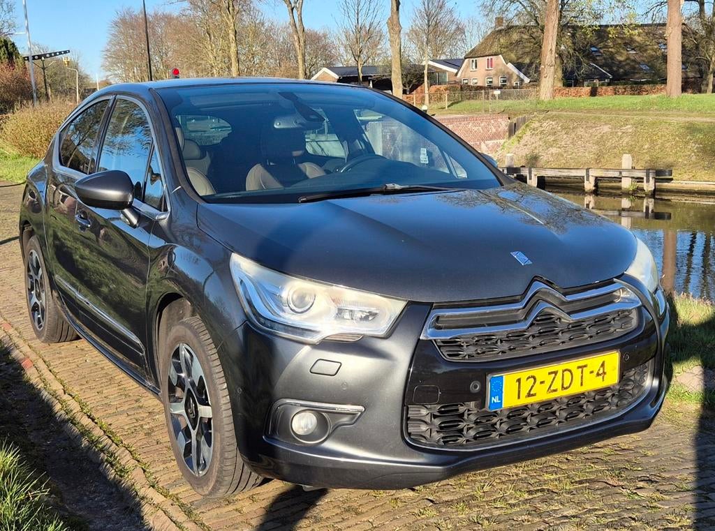 Citroën DS4 1.6 VTI 88KW 2012 Grijs, 4 cilinders, Bruin, Particulier, 57 €/maand