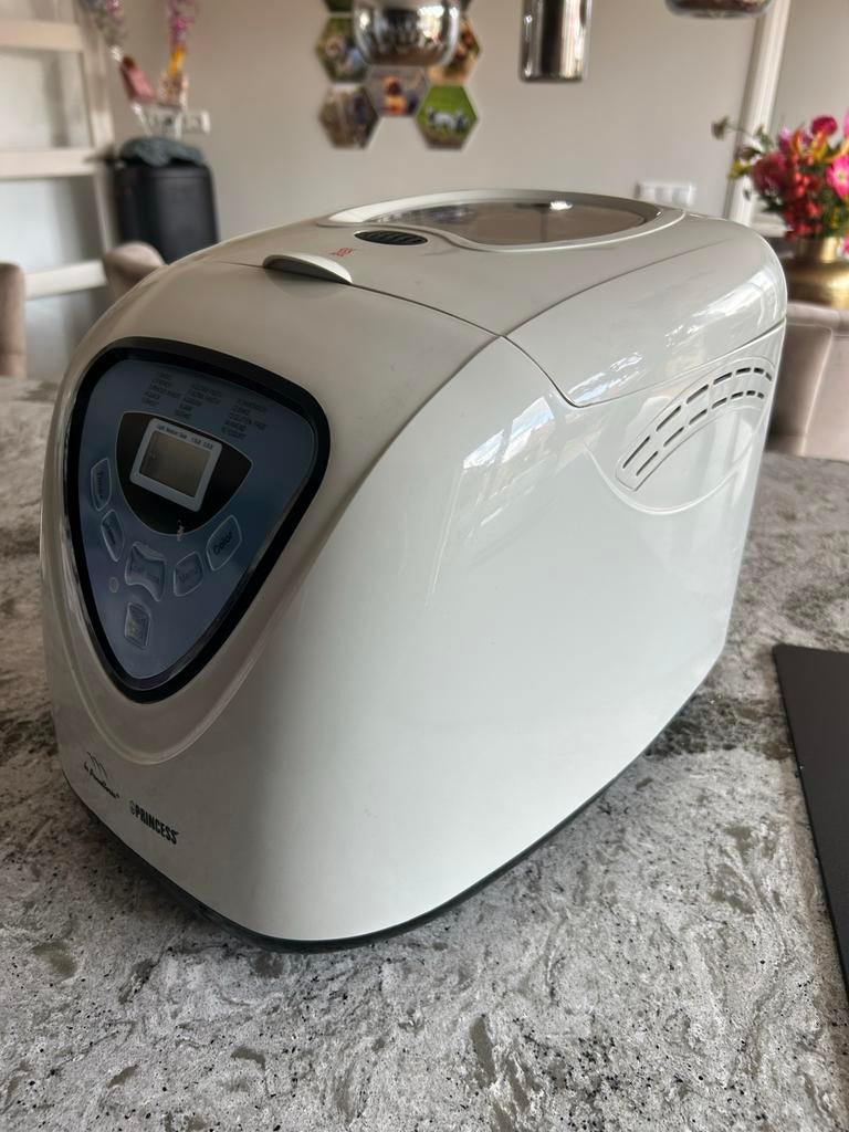 Princess broodbakmachine, Witgoed en Apparatuur, Broodbakmachines, Gebruikt, 800 tot 1200 gram deeg, Kijkvenster, Ophalen
