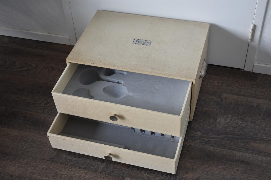 Gero Zilmeta 12 persoons witte cassette kastje met 2 lades, Ophalen of Verzenden, Gebruikt