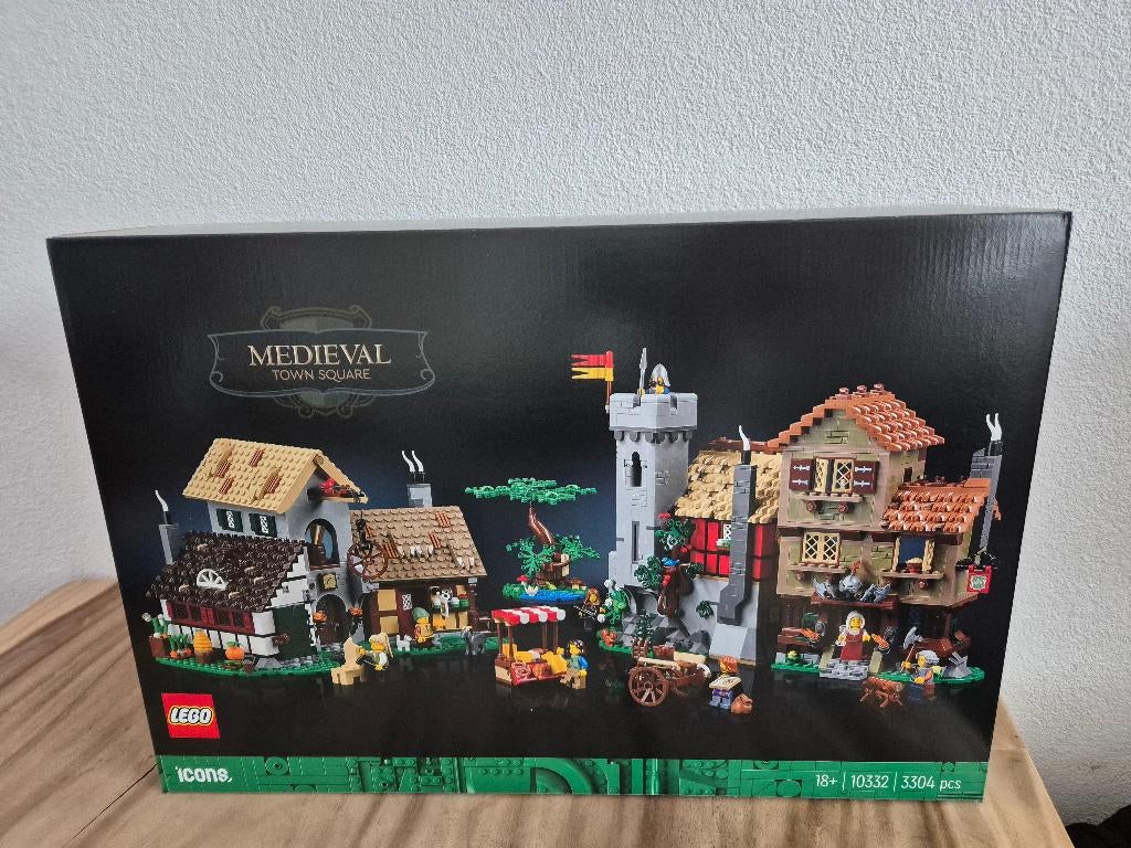 Lego Icons 10332 Middeleeuws stadsplein nieuw, Lego, Lego, Lego, Nieuw