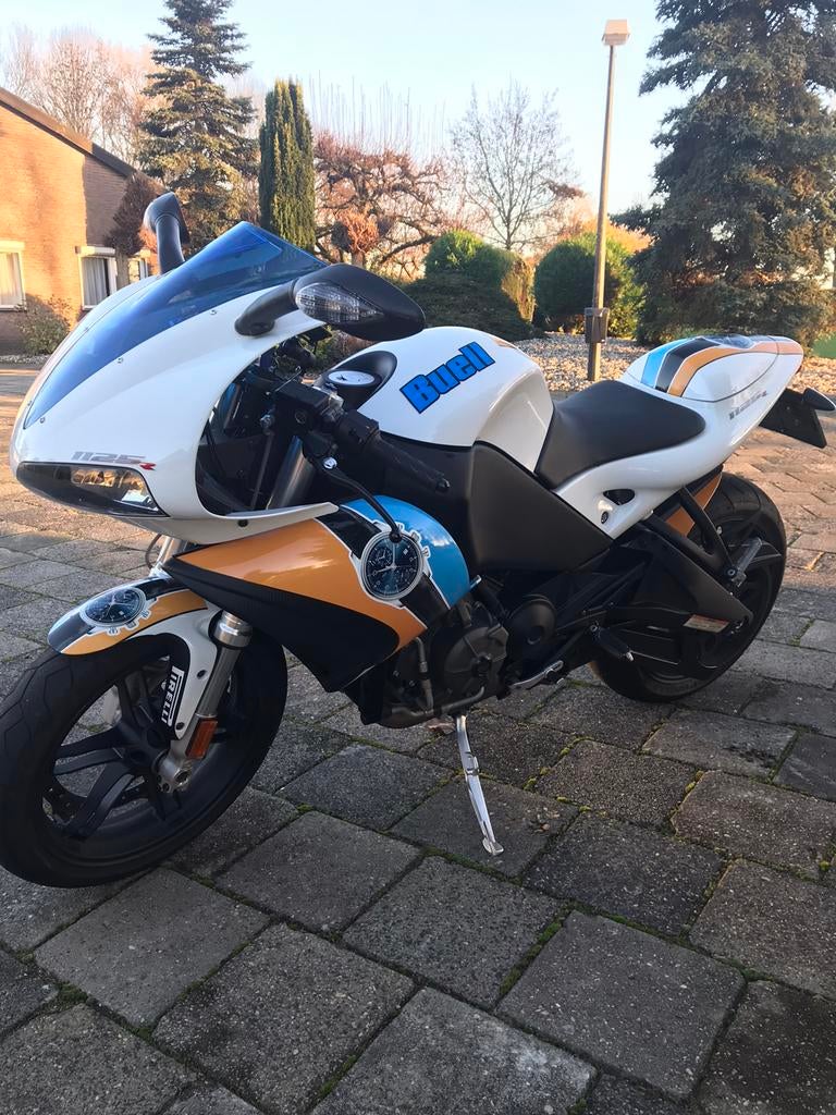 Buell 1125R in bijzondere uitvoering (IWC showbike) 5571 km.