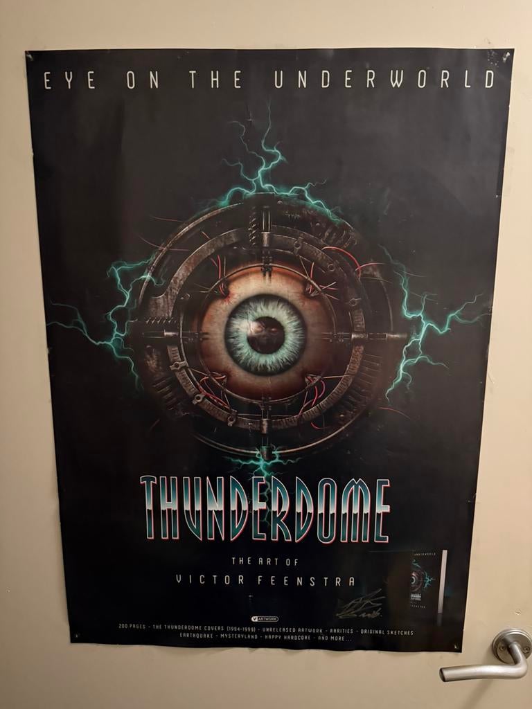 Thunderdome victor feenstra poster handtekening, Deurposter of groter, Ophalen of Verzenden, Muziek, Rechthoekig Staand