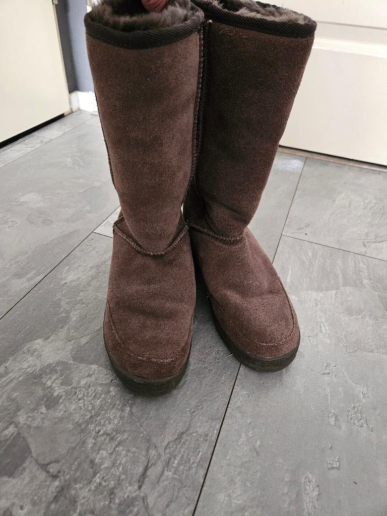 Uggs, Ophalen, Zo goed als nieuw, Zwart