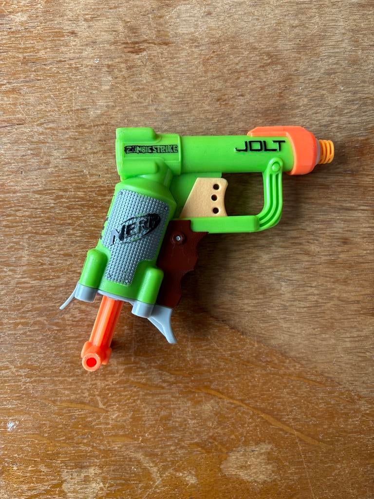 Nerf Jolt Zombie Strike Blaster, Ophalen of Verzenden, Zo goed als nieuw, Jongen of Meisje