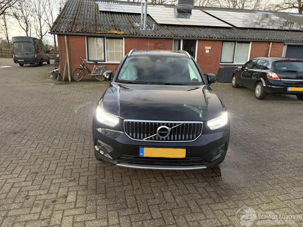 Volvo XC40 T3 BENZINE SCHUIFDAK (bj 2019, automaat), Auto diversen, Schadeauto's, Automaat, Zwart, Volvo, Benzine