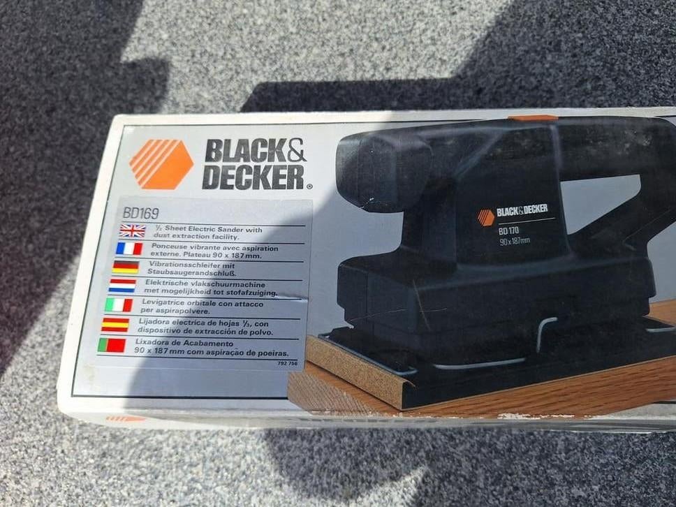 Black en Decker schuurmachine BD169 met schuurpapier, Ophalen, Minder dan 600 watt, Vlakschuurmachine