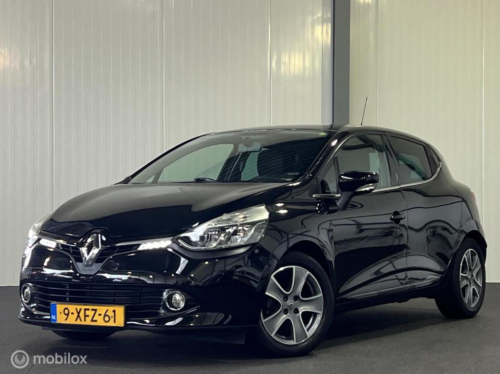 Renault Clio 1.5 dCi ECO Night&Day [ NAP navigatie LM cruise, Voorwielaandrijving, Parkeersensor, 4 cilinders, 96 €/maand