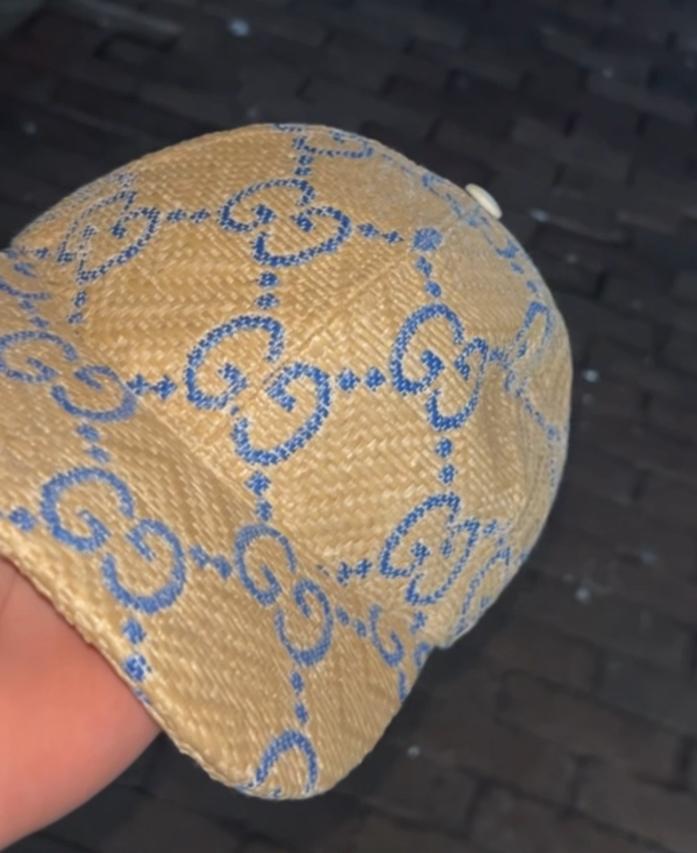 Limited edition Gucci pet maat S, Ophalen, Zo goed als nieuw, Pet