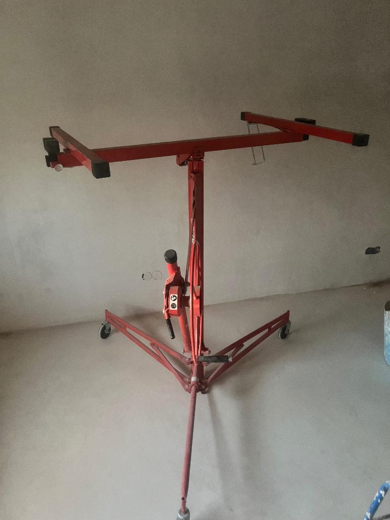 Te huur Platenlift, Ophalen, Zo goed als nieuw, Handmatig