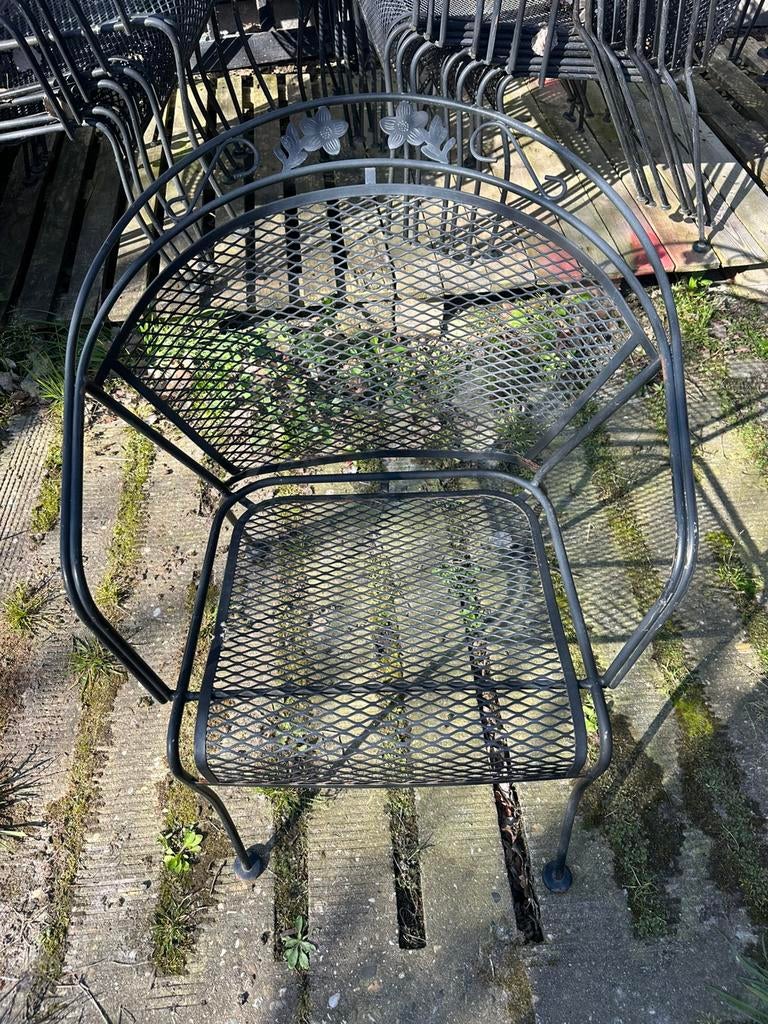 Tafel 7x stoel 32 x metaal, Ophalen, Zo goed als nieuw, Metaal
