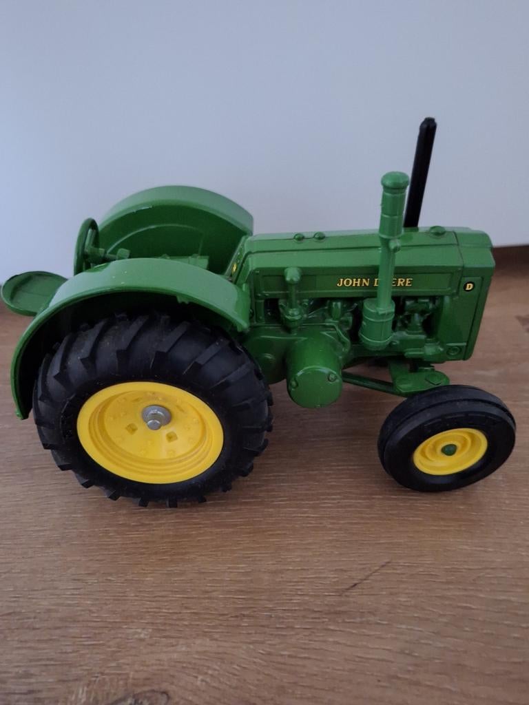 Mooie John Deere type D ERTL tractor, Overige merken, Ophalen of Verzenden, Zo goed als nieuw, Groter dan 1:32