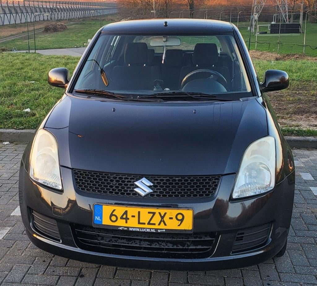 Suzuki Swift 1.3 5D 2010 Zwart, Auto's, Suzuki, Particulier, Swift, Benzine, C, Hatchback, Handgeschakeld, Origineel Nederlands