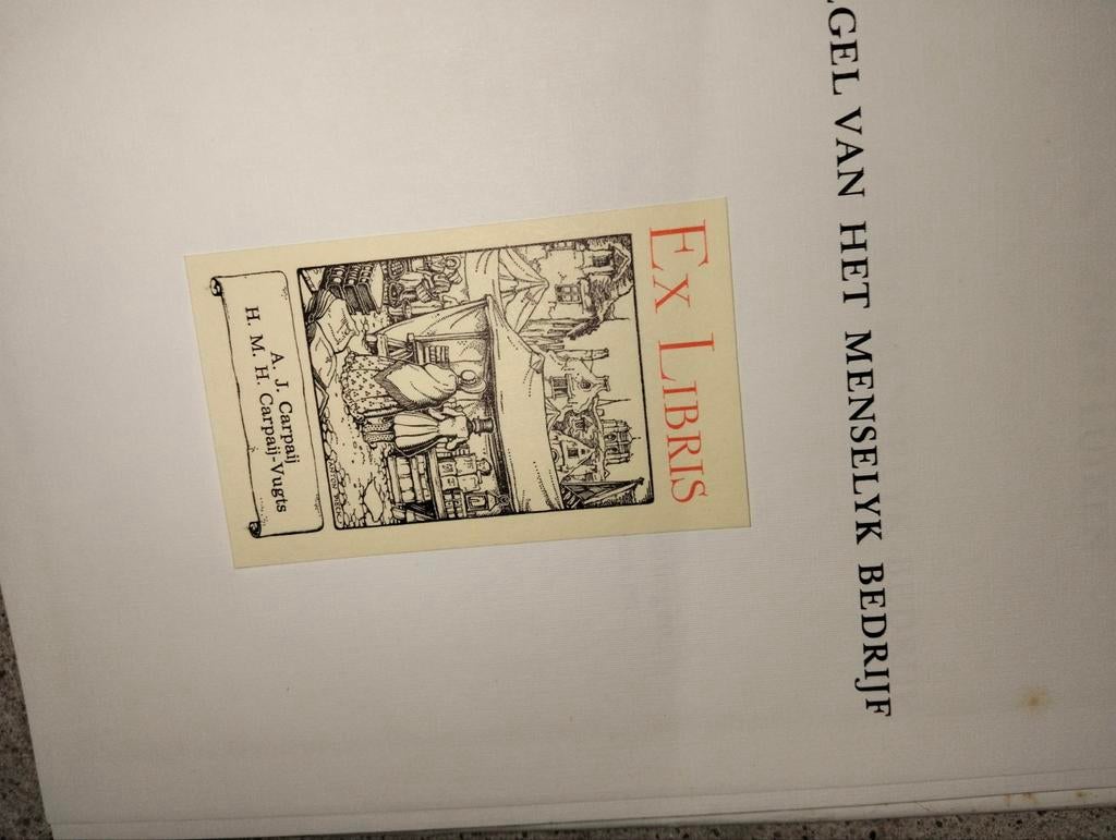 Boek Spiegel van het menselijk bedrijf !!! MOET WEG !!!, Ophalen of Verzenden, Gelezen