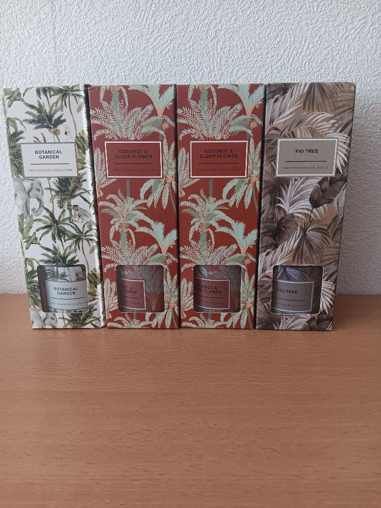 4 nieuwe heerlijke geurverspreider 100ml div. geuren, Ophalen, Nieuw, Overige materialen, Minder dan 25 cm