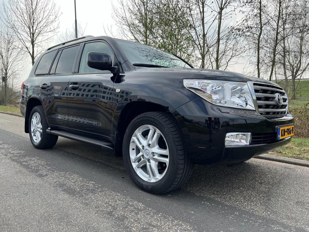 Toyota Land Cruiser V8 4.5 D-4D Executive 7p. UNIEK nieuwsta, Auto's, Automaat, 7 stoelen, Zwart, Bedrijf