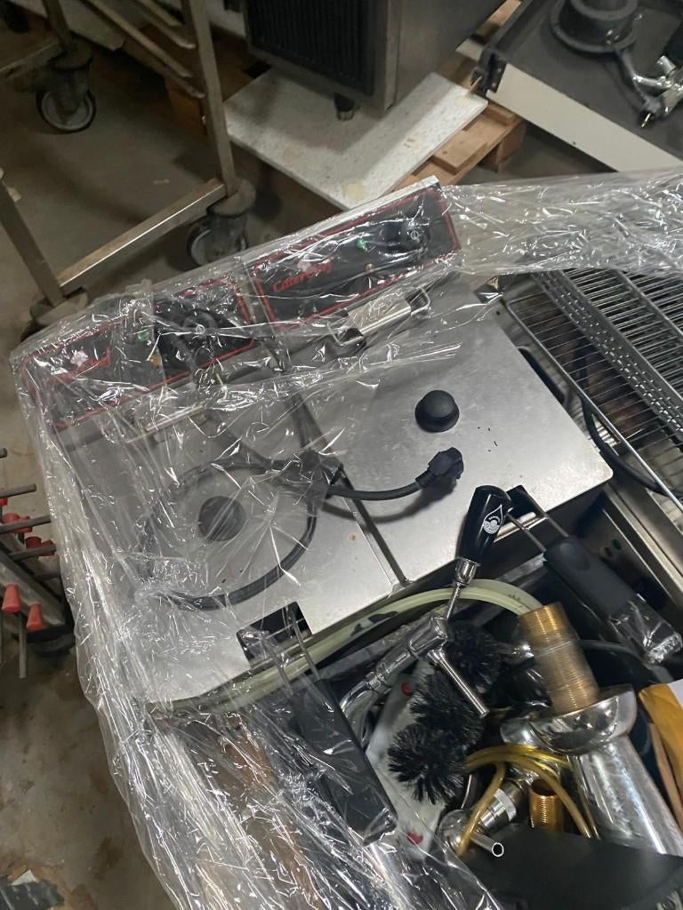 Horeca partij - Dubbele frituur, inductieplaat en bordenrek, Ophalen, Zo goed als nieuw