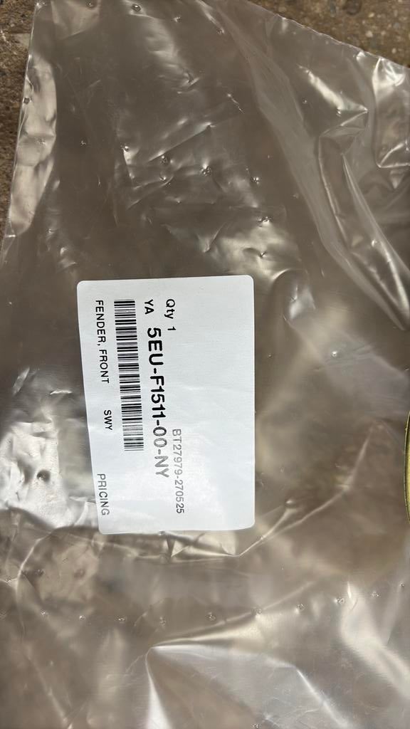 Yamaha Why voorspatbord Nos Geel/Paars, Ophalen of Verzenden, Yamaha, Scooter, Why