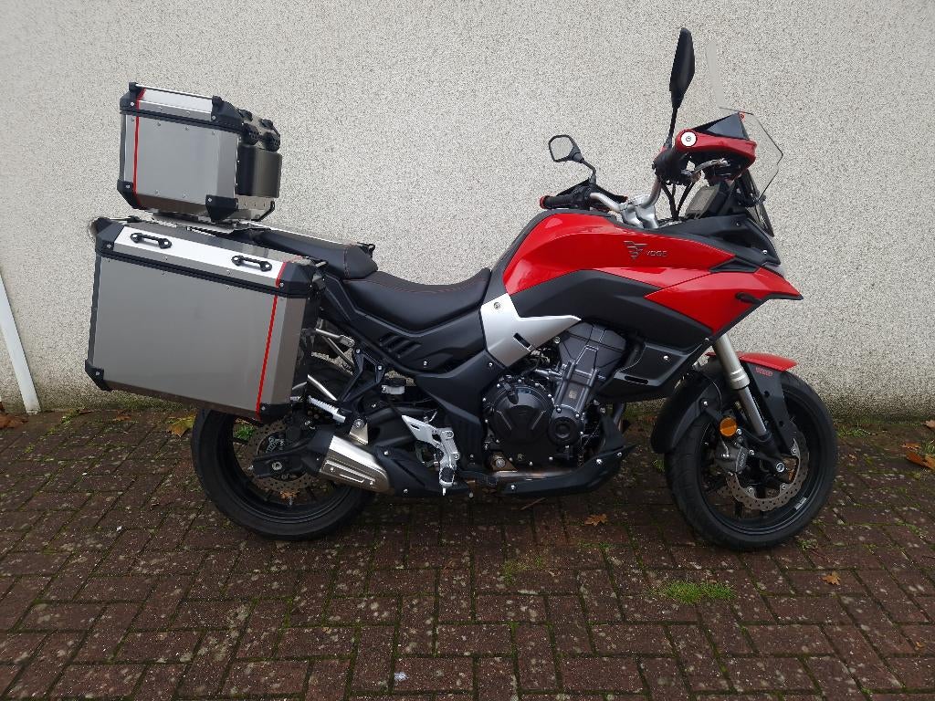 Voge 500 DS | ABS | LED | alu koffers | A2 | 17dkm | 2021, Bedrijf, Toermotor, LED Verlichting, 2 cilinders