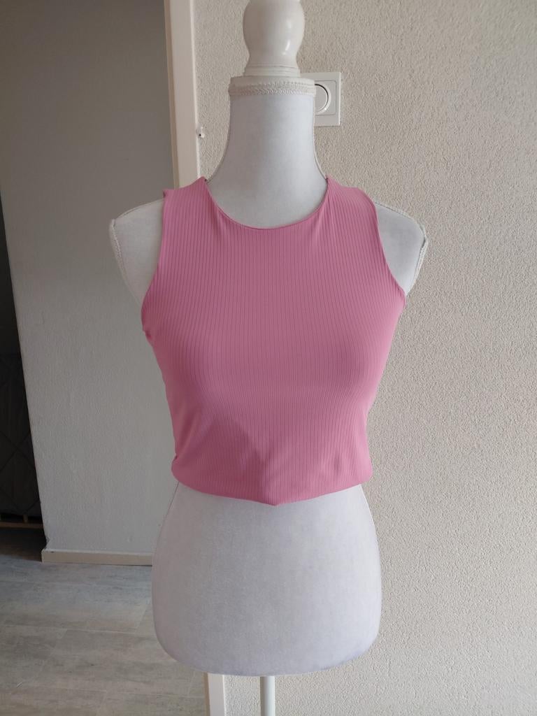 Roze geribbelde crop top van Loavies, maat L, Maat 42/44 (L), Ophalen of Verzenden, Roze, Zonder mouw