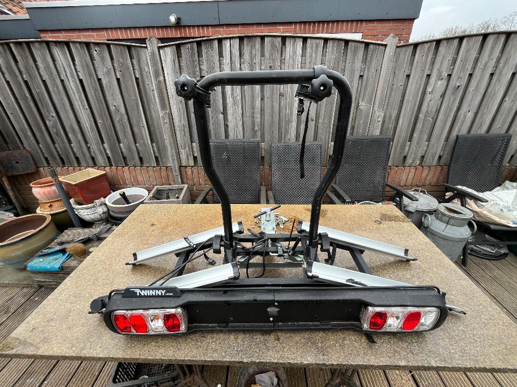Twinny load E-carrrier Basic fietsendrager, Ophalen, Zo goed als nieuw, 2 fietsen, Trekhaakdrager
