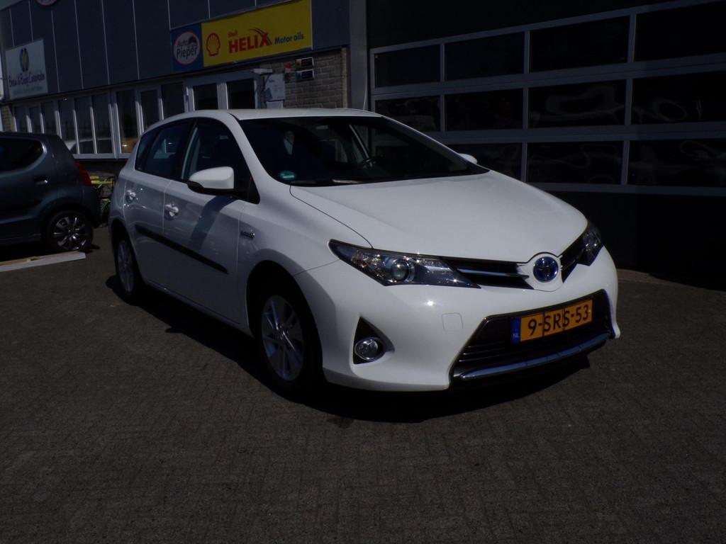 Toyota Auris 1.8 Hybrid Aspiration, Euro 5, Gebruikt, Zwart, Wit