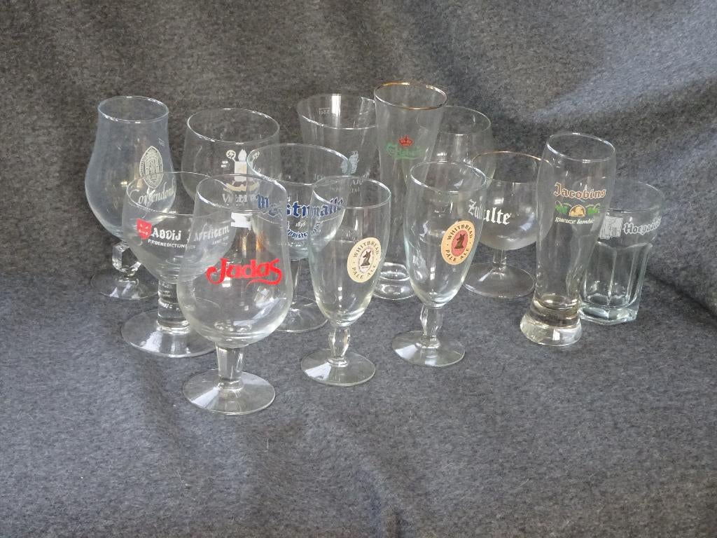 Dertien speciale bierglazen, Ophalen of Verzenden, Gebruikt, Glas of Glazen, Overige merken