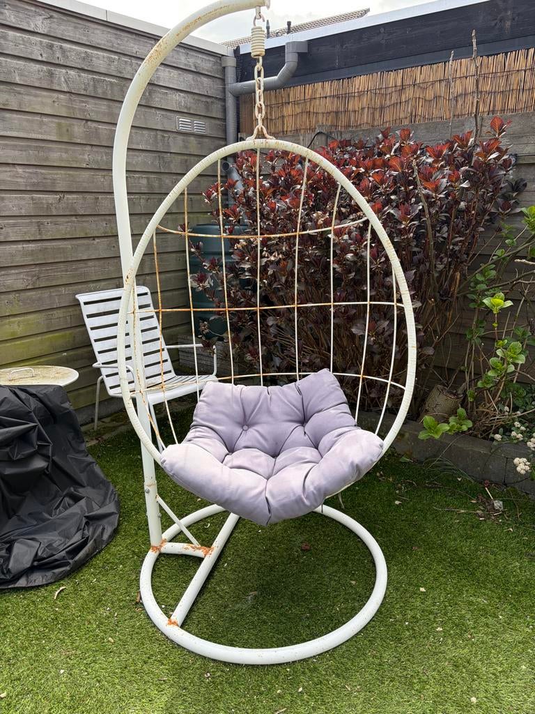 Schommelstoel voor buiten met kussen, Ophalen of Verzenden, Gebruikt, Metaal