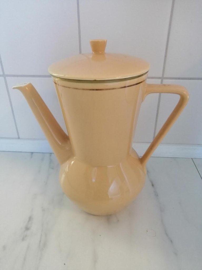 Koffiepot Douwe Egberts groot model puntgaaf filter, Antiek en Kunst, Antiek | Keramiek en Aardewerk, Ophalen