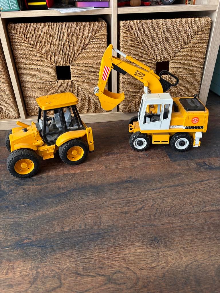 Liebherr Kraan en Bulldozer Speelgoedset, Ophalen of Verzenden, Gebruikt