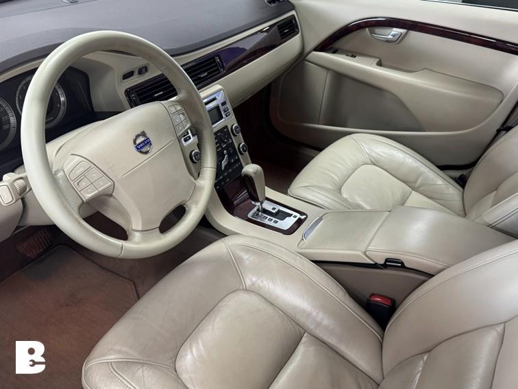 Volvo S80 4.4 AWD Summum, Gebruikt, 2000 kg, Blauw, 316 pk