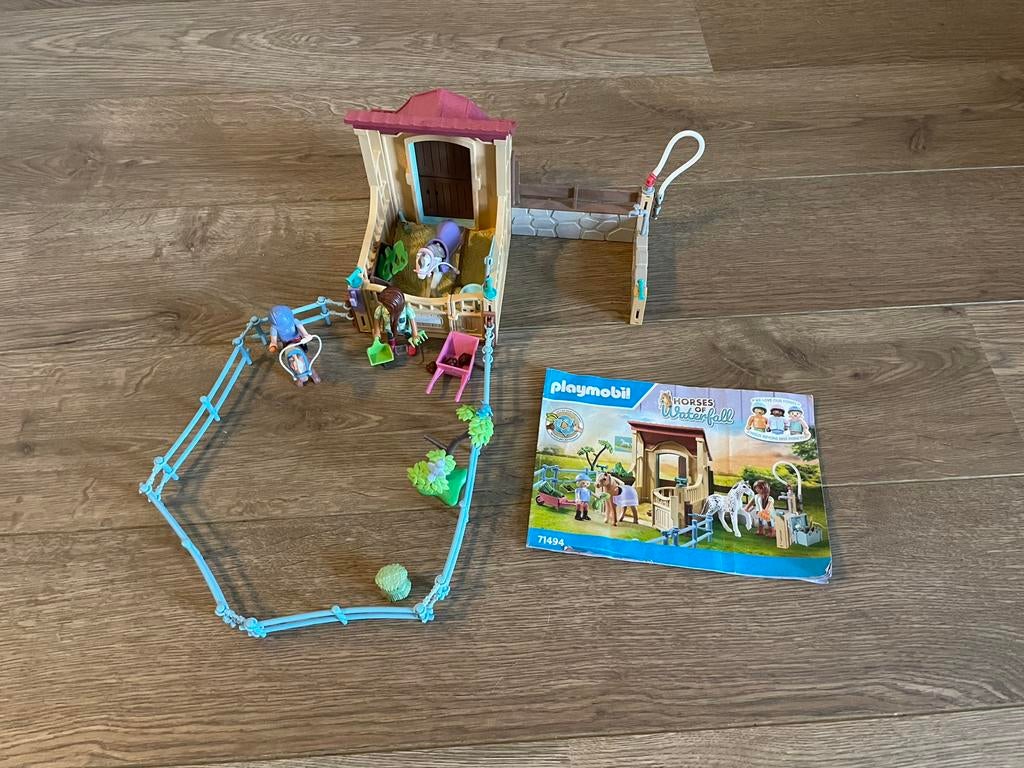 Playmobil horses of waterfall 71494 manege, Ophalen, Zo goed als nieuw